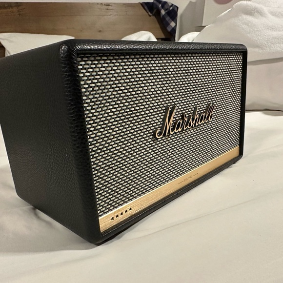 Marshall Black and Gold Bluetooth Speaker - Picture 1 of 5